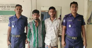 কুষ্টিয়ায় ‘পীর’ শামীম হত্যায় ২ যুবক গ্রেপ্তার